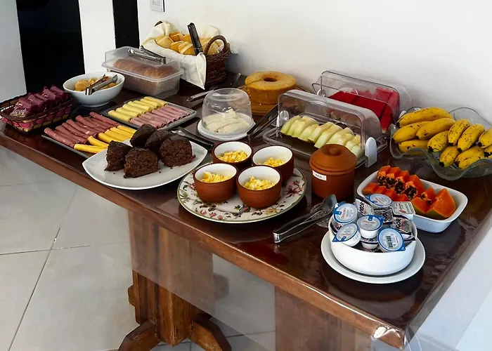 Pousada Vitória Régia - Hotel Costeira Sao Sebastiao 